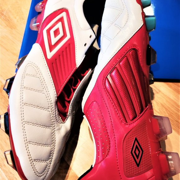 Soccer Shoes Cleats Umbro Men 11.5 Geometra 805870 Leather Disount Shipping !